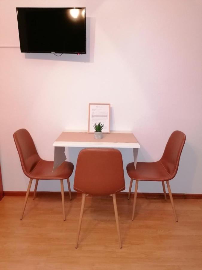 Apartment And Room Guscic Rab Town Esterno foto