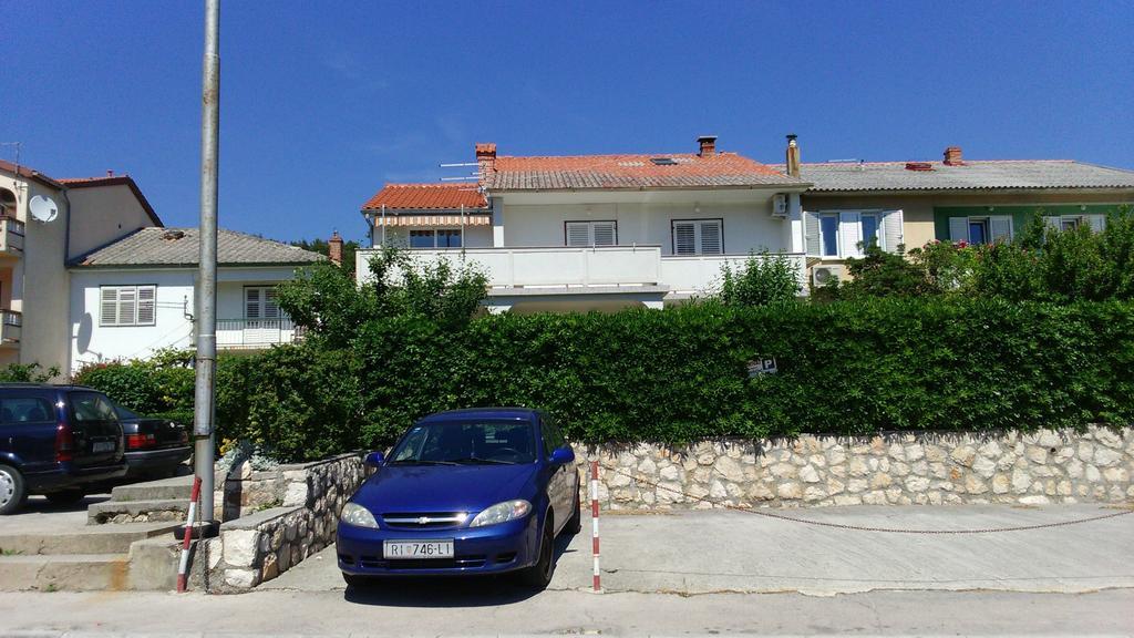 Apartment And Room Guscic Rab Town Esterno foto